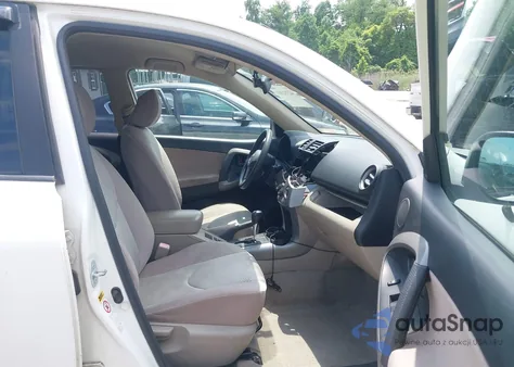 2006 Toyota Rav4 из США, поврежденный, VIN JTMBD33V665033781